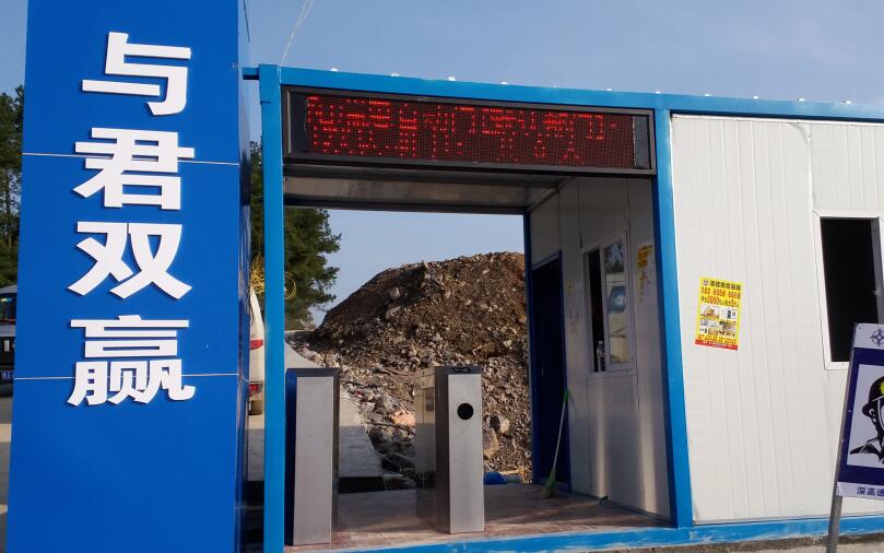 �幤��ʵ������բ